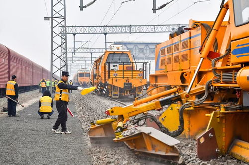 沈陽至山海關(guān)鐵路集中整修作業(yè)全面展開，機械設(shè)備高效助力線路升級